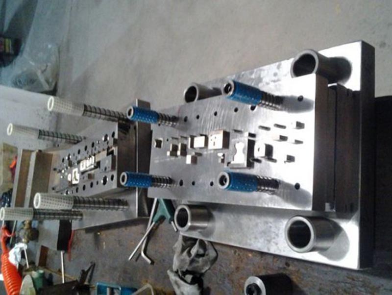 田家庵模具制造-12